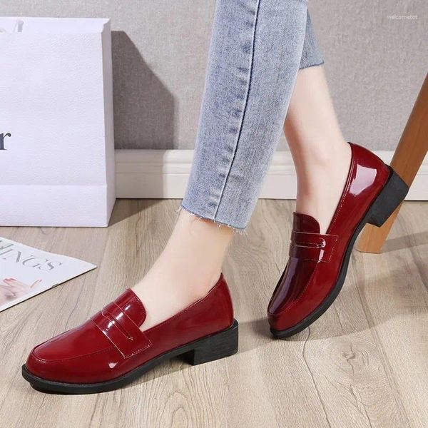 Robe chaussures femmes talons hauts simples mocassins en cuir verni pour 2024 sans lacet décontracté femme couleur unie semelle souple