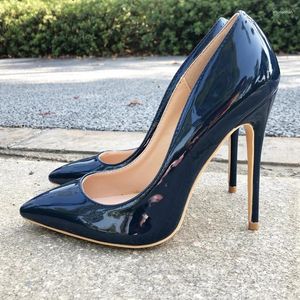 Kleding schoenen vrouwen marineblauwe patentpompen laag gesneden puntige teen stiletto's elegante dames formele slip op hoge hakken mode