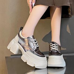 Dress Shoes Women Platform Sport Mid Heel Walking Sneakers 2024 Fashion Trend Running Digner Pu Leather Cozy Hiking