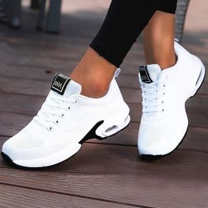 Geklede schoenen Dames Loopschoenen Ademende vrijetijdsschoenen Outdoor Lichtgewicht Witte Tenis Sportschoenen Casual wandelschoenen voor Wamen 230907