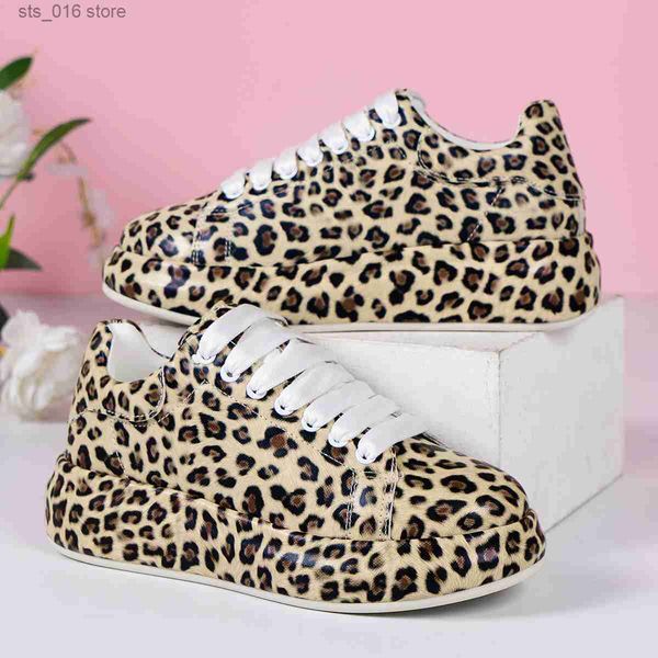 Zapatos de vestir Diseñador de mujer Zapatos vulcanizados 2023 Primavera Otoño Venta caliente Lace Up Zapatos deportivos Damas Punta redonda Colores mezclados Plataforma Zapatillas T230829