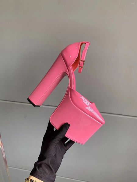 Zapatos de vestir Sandalias de tacón súper alto sexy a la moda para mujer