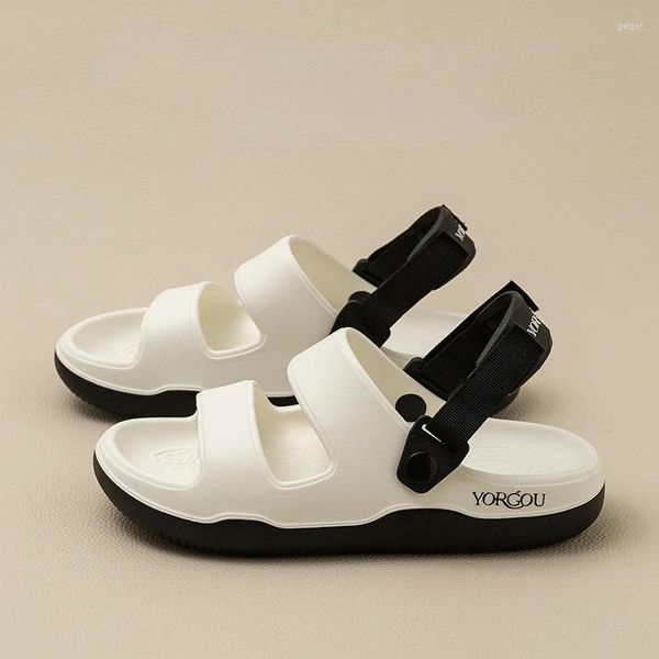 Chaussures habillées Sandales féminines 2024 Été décontracté confortable Soft Eva Lightweight Outdoor Antidoor Anticople Sole Sole Place Couple Plateforme