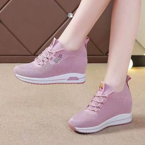 Geklede schoenen Damesschoenen Zomer Verborgen hak Sleehakken Wit Roze Sneakers Vrouwelijk Platform Ademend Mesh Zwarte Hoge Hak Casual Schoenen 231030