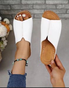 Dress Shoes Women's Simple Wedge Heeled Sandals Casual Open Teen Platform Summer Comfortabele slip op muilezels slippers