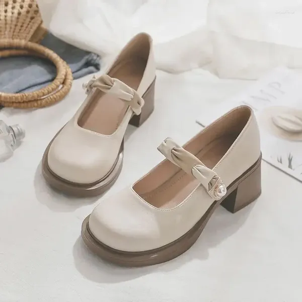 Zapatos de vestir Calzado de verano para mujer Estilo japonés Lolita para mujer 2024 Tacones cuadrados Bombas de punta redonda Mary Jane Plataforma Perla gótica