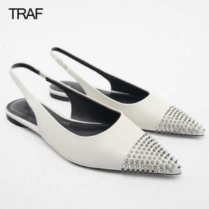 Chaussures habillées pour femmes mocassins de bureau blancs chaussures à talons plats femme élégante avec des talons bas en cuir clouté Slingback ballerines chaussures 221130