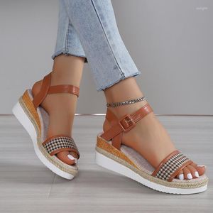 Chaussures habillées femmes sandales mi-talons plage Rome bout ouvert compensées décontracté Sport boucle pompes Mujer Zapatillas 2023 été