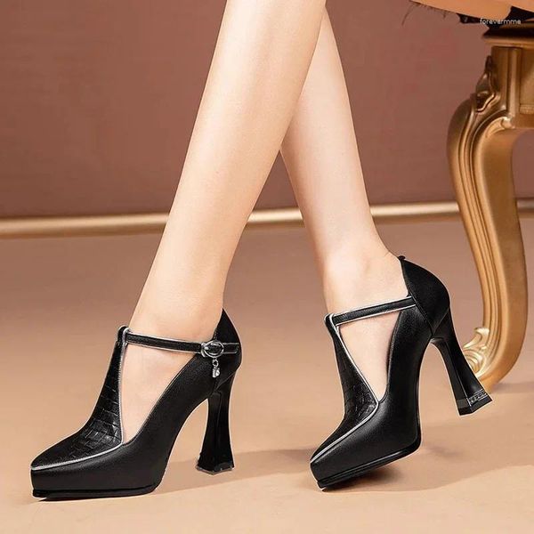 Robe chaussures femmes sexy talons hauts bout pointu sandales d'été 2024 designer élégant pompes marque marche femme zapatos
