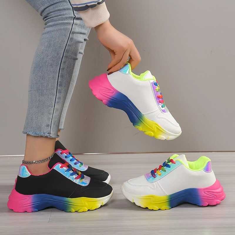 Geklede schoenen herfst nieuwe kleur papa schoenen dames grote maat regenboogbodem sportschoenen hardloopschoenen dames enkele schoen tij T231219