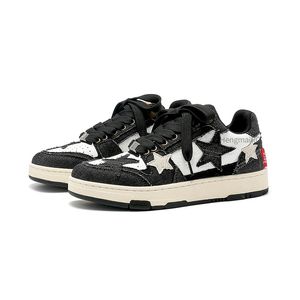 Chaussures habillées Femmes Chaussures Hommes Classique Punk Hip-Hop Skateboard Chaussures Mode Rétro Étoiles Baskets Couples Étudiants Sports De Plein Air Casual Chaussure 230711