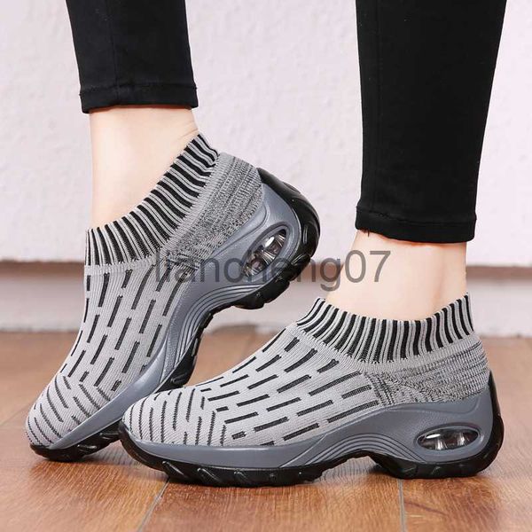 Chaussures habillées Femmes Chaussures de tennis Dames Wedge Platform Sneakers Confortables Breathe Mesh Formateurs Slip sur Chaussette Chaussures Chaussures de marche Wedges x0920