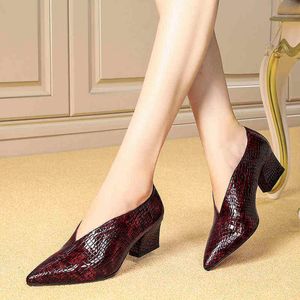 Dress Shoes Xgravity Hot 2022 Fashion Designer Vintage Evening Ladie Been V Cut Woman Hoge Hak Pump Sexy 220715