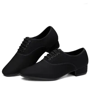 Dress Shoes XiHaha Ballroom Latin Dance Men Jazz Sneakers voor low hiel professional of oefen dansend Oxford Cloth