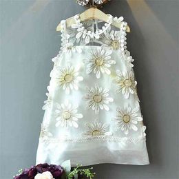 Jurk zomer meisje pure kleur borduurwerk bloemen gaas Koreaanse stijl prinses kinderen es kinderen kleding 210528