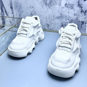 Jurk bruiloftsfeestontwerpers schoenen mode niet-slip ademende gevulkaniseerde casual sneakers rond teen dikke bodem buiten 9526