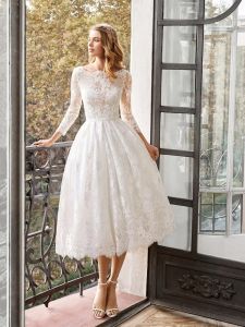 Jurk Witte elegante jurk voor bruiloftsgast Kanten vestidos Coctel Elegantes lange mouwen backless halfhoge bruidsmeisjesjurken voor dames