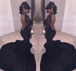 Jurken 2017 Nieuwe mode sexy 2K17 Black Mermaid Prom Dresses lange mouwen Backless Lace Applique Court Train Formele avondfeestjurken C