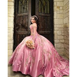 Vestidos 2021 hombro el rosa quinceanera fuera de los cristales correas corsé bordado del bordado del baile de graduación