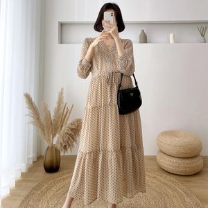 Jurken 2022 Lente Zomer Chiffon Zwangere Vrouwen Jurk Mode V-hals Losse Moederschap Kleding Elegant Hot Mom Stip Feestjurk