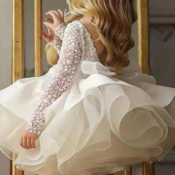 Robes Robes de fille de fleur arabe robe de bal en velours perlé blanc avec applique dorée en organza vêtements de cérémonie pour enfants avec ruban au dos de Noël