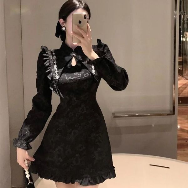 Robes de style chinois rétro à manches longues noires jacquard cheongsam sirène robe femme mini vestido de mujer mode creux sexy ruffle