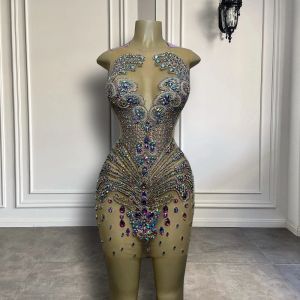 Jurken kristallen vrouwen staartjurk pure mesh sprankelende kralen Afrikaans meisje korte prom -jurken voor verjaardagsfeestjurken