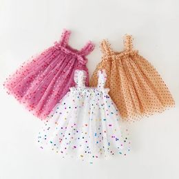 Robes pour filles vêtements licou d'été paillettes à pois maille petite robe mignon princesse couche jupe gonflée 240428