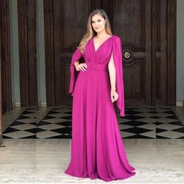 Robes Fuchsia Evening V Neck Cape Cape Longueur Ligne une ligne Pleas Sash Mariffon Long Femmes formelles Prom Gowns Vestidos Estidos