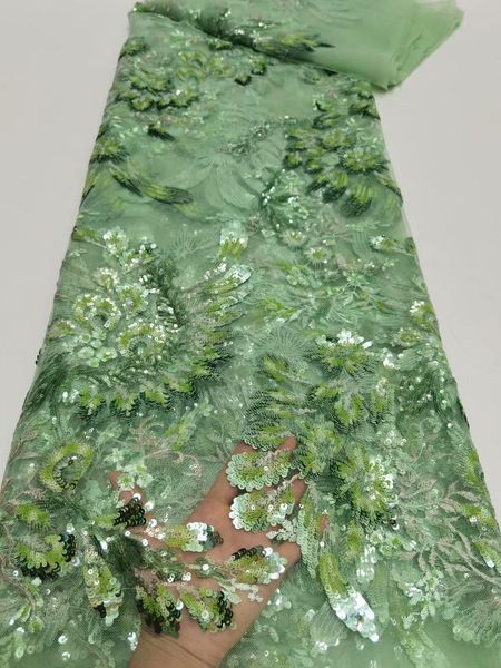 Robes tissu en dentelle verte par cinq mètres d'événement de mariage robes vêtements matériaux matériaux nigérians en tulle nigins tissus en dentelle