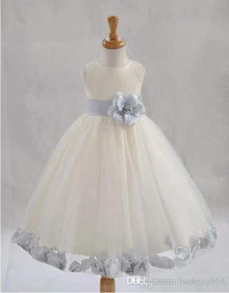 Vestidos Vestidos de niña de flores marfil Tada Bow Sash Pageh Petals Boda Niños Niñones Niños Damas de dama de honor Tamaños elegantes