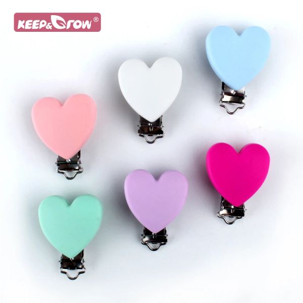 Robes Keepgrow 3pcs Silicone Heart Pacificier Clips BPA BPA Béchons de bébé Perles de silicone alimentaire pour l'alimentation