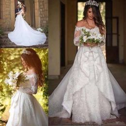 Jurken kant prachtige lange applique gelaagde mouwen overspskirt trein uit de schouder geschulpte trouwjurk Vestido de novia