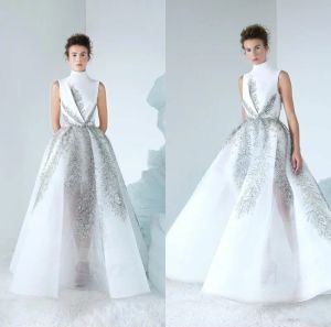 Robes Nouvelles robes de bal de bal en Liban Perles de luxe à cou de cou paillettes en tulle