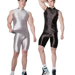 Robes Nouveaux Hommes Sexy Brillant Serré Élastique Fiess Vêtements Huile Glacée Soyeuse Haut De Sport Pantalon De Yoga En Cours D'exécution Surf Maillot De Bain Costumes de Corps