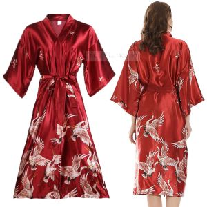Robes plus taille longue kimono peignoir en satin femmes vêtements de nuit imprimement grue mariée demoiselle de mariage robe robe robe lâches