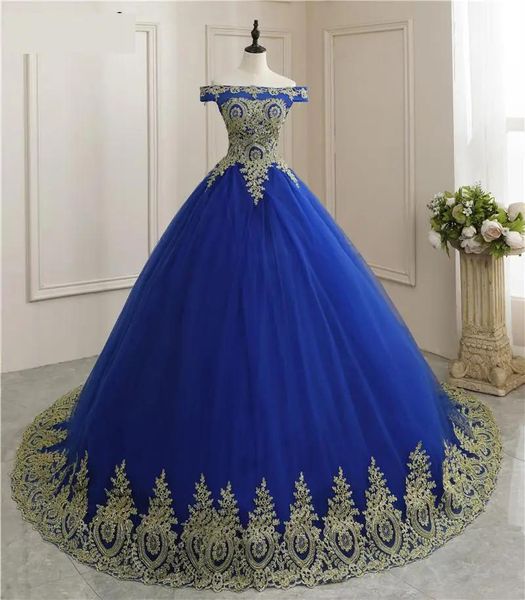 Robes Quinceanera Robe 2023 nouveau col bateau fête Bal Robe De Bal Vintage dentelle robes Robe De Bal robes De 15 sur mesure