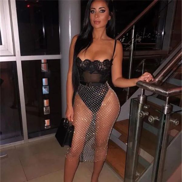 Vestidos Brillantes Rhinestone Fishnet Grid Empire Solid Mini Falda Summer Beach Sexy Hollow Out Cover Up Celebrity Faldas por encima de la rodilla