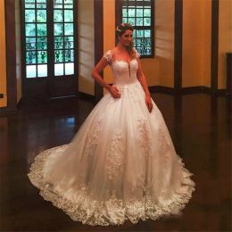 Robes vestidos de novia manche courte applqiue en dentelle robe de mariée en arrière naissance de la chapelle