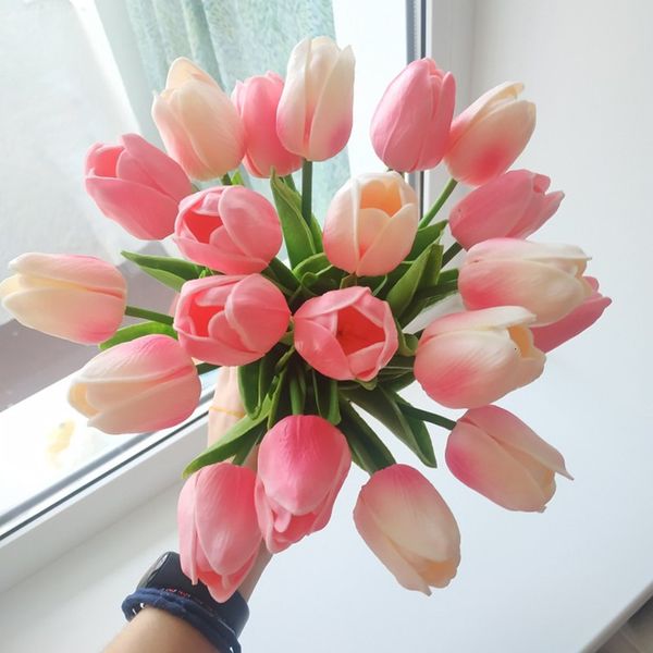 Fleurs séchées 10ps 5pcs Tulipe Fleur Artificielle Blanc PU Real Touch pour La Décoration De La Maison Faux Tulipes Latex Bouquet De Mariage Jardin Décor 230111