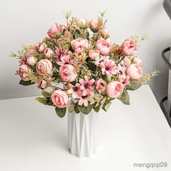 Flores secas 1 unids Arrugas de Seda Crisantemo Rosa Camelia Flor Artificial Pequeño Ramo de Novia Decoración de Fiesta de Navidad DIY Falso R230612