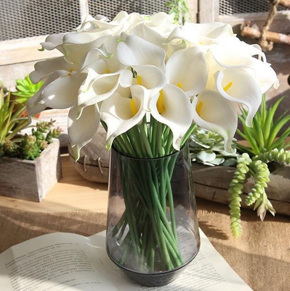Fleurs séchées 37cm blanc PU fausse fleur artificielle Calla Lily pour la décoration intérieure mariage bouquet de mariée Table 105 pièces 230923
