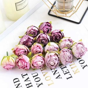 Fleurs séchées 5pcs Fleurs de rose artificielles tête en soie Décoration de mariage Bouquet Bouquet Bridial Bricolage Boîte-cadeaux Faux Floral Coat