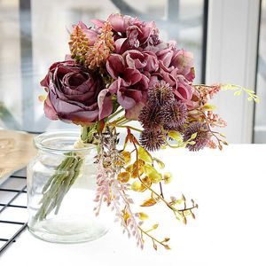 Fleurs séchées artificielles Vintage britannique Rose hortensia Bouquet avec herbe et baies pour la décoration de mariage à la maison accessoires de photographie