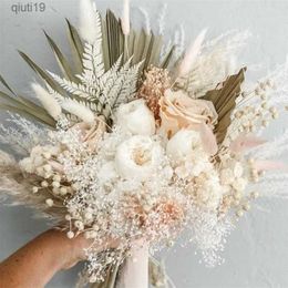 Fleurs séchées Bouquets de mariée Boho Herbe de la pampa séchée Bouquet de fleurs roses Bouquets de mariage romantiques faits à la main pour demoiselle d'honneur tenant des fleurs R230720