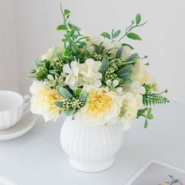 Flores secas Ramo de hortensias de peonía de seda blanca para decoración del hogar Accesorios de corona de Navidad Suministros para fiestas de bodas para novias