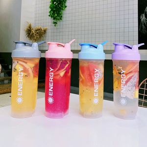 Drinkware 500 ml Bouteille de shaker portable avec balle d'agitation est parfaite pour les shakes protéinés et les bouteilles d'eau pré-entraînement sans BPA 20220831 E3