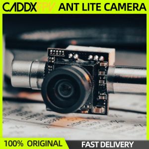 DRONES 1 / 2PCS CADDX ANT LITE FPV CAME 1200TVL FOV 165 ° 4: 3/16: 9 NTSC / PAL Micro Nano Camera pour RC FPV Racing Tinywhoop Drone