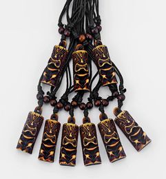 Druppel 12 stks heren bruin tribal yak bot gesneden tiki man totem necklacenendants 51x18mm n2533327825