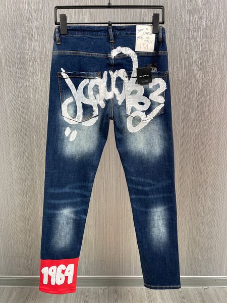 DSQ PHANTOM TURTLE Jeans Hommes Jeans Mens Luxury Designer Jeans Skinny Ripped Cool Guy Causal Hole Denim Fashion Brand Fit Jean Man Washed Pant 60825